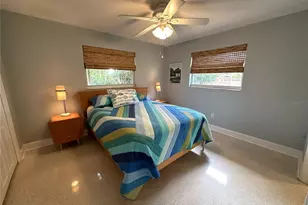 1883 Riviera Cir, Sarasota, FL 34232 - Photo 32