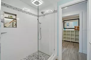 617 Dundee Ln, Holmes Beach, FL 34217 - Photo 22