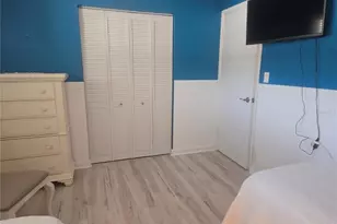 1215 S Portofino Dr, Sarasota, FL 34242 - Photo 24