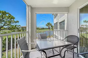 9330 Clubside Cir, Sarasota, FL 34238 - Photo 10
