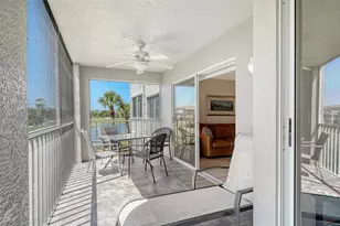 9330 Clubside Cir, Sarasota, FL 34238 - Photo 8