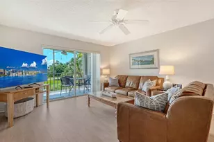 9330 Clubside Cir, Sarasota, FL 34238 - Photo 16