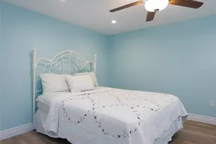 3140 Bay Shore Rd, Sarasota, FL 34234 - Photo 24