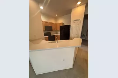 3491 Parkridge Circle #16-201, Sarasota, FL 34243 - Photo 8