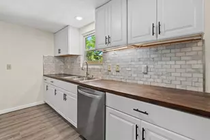4034 S Lockwood Ridge Rd, Sarasota, FL 34231 - Photo 12
