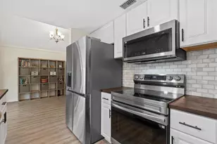 4034 S Lockwood Ridge Rd, Sarasota, FL 34231 - Photo 14