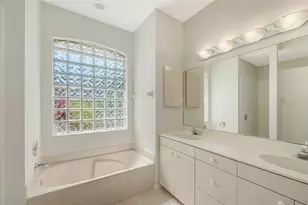 3521 Branch Creek Dr, Sarasota, FL 34235 - Photo 22
