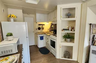 3300 26th Ave E, Bradenton, FL 34208 - Photo 4
