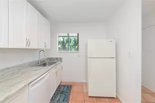 6033 34th Street W, Bradenton, FL 34210 - Photo 10