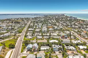 307 68th, Holmes Beach, FL 34217 - Photo 6