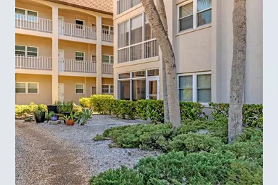 101 Park Boulevard S #106, Venice, FL 34285 - Photo 10