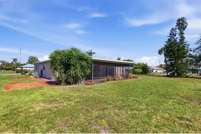 1801 70th Street W, Bradenton, FL 34209 - Photo 30