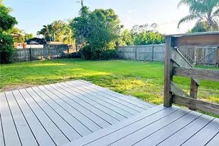 4722 Harris Ave, Sarasota, FL 34233 - Photo 16