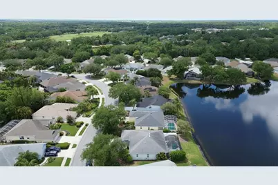6556 Meandering Way, Lakewood Ranch, FL 34202 - Photo 8