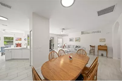5430 Matthew Court, Sarasota, FL 34231 - Photo 12