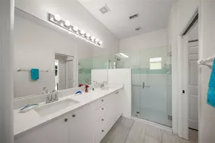 5430 Matthew Ct, Sarasota, FL 34231 - Photo 26