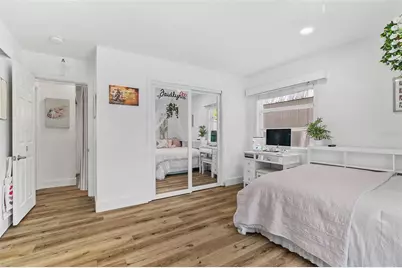 2215 Hibiscus Street, Sarasota, FL 34239 - Photo 22