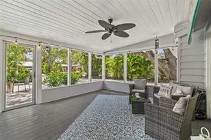 2215 Hibiscus St, Sarasota, FL 34239 - Photo 8