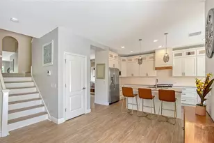 1738 Siesta Dr, Sarasota, FL 34239 - Photo 10