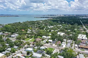 1738 Siesta Dr, Sarasota, FL 34239 - Photo 50