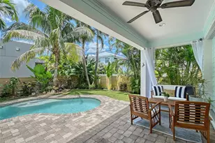 1738 Siesta Dr, Sarasota, FL 34239 - Photo 20
