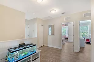 1738 Siesta Dr, Sarasota, FL 34239 - Photo 28