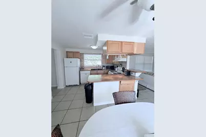 3219 Cambridge Drive, Sarasota, FL 34232 - Photo 8