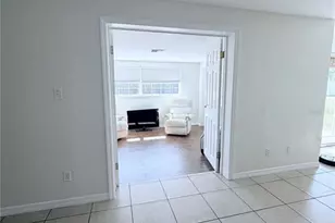 3219 Cambridge Dr, Sarasota, FL 34232 - Photo 12