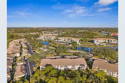9611 Castle Point Drive #912, Sarasota, FL 34238 - Photo 18