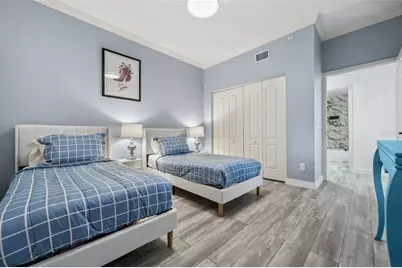 9611 Castle Point Drive #912, Sarasota, FL 34238 - Photo 10