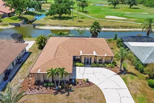 816 S Gondola Dr, Venice, FL 34293 - Photo 2