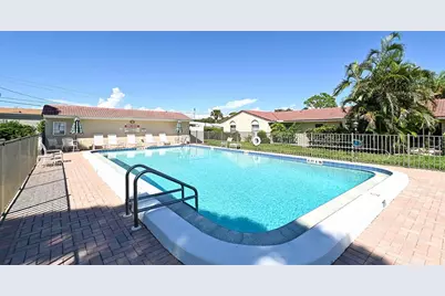 2121 Pueblo Circle #V6, Sarasota, FL 34231 - Photo 42