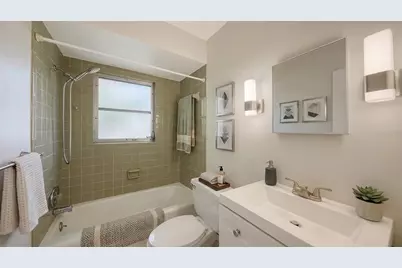 2121 Pueblo Circle #V6, Sarasota, FL 34231 - Photo 34