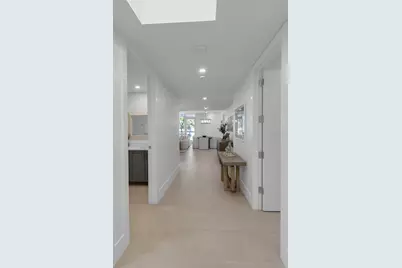 1035 Seaside Drive #308, Sarasota, FL 34242 - Photo 12