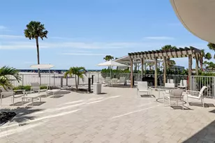 1035 Seaside Dr, Sarasota, FL 34242 - Photo 10