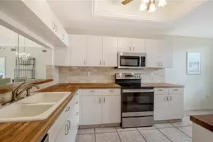 8755 Olde Hickory Ave, Sarasota, FL 34238 - Photo 22