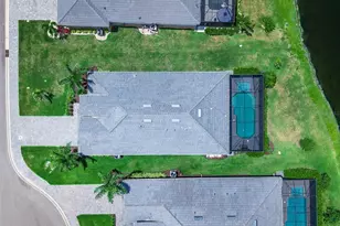 10019 Degas Ter, Bradenton, FL 34212 - Photo 36