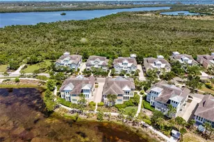 258 Sapphire Lake Dr, Bradenton, FL 34209 - Photo 40