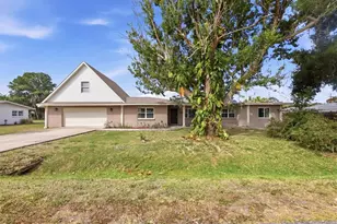 6014 Border Ln, Sarasota, FL 34231 - Photo 2