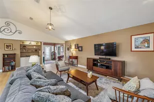 3757 Countryside Rd, Sarasota, FL 34233 - Photo 6