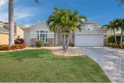 3707 5th Avenue NE, Bradenton, FL 34208 - Photo 2