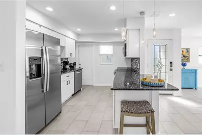 111 Whispering Sands Circle #V38, Sarasota, FL 34242 - Photo 6