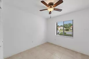 5735 Gardens Dr, Sarasota, FL 34243 - Photo 26