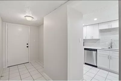 3700 S Osprey Avenue #115, Sarasota, FL 34239 - Photo 10