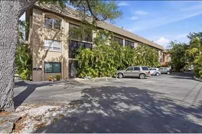 3700 S Osprey Avenue #115, Sarasota, FL 34239 - Photo 2