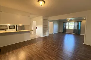 915 14th St E, Bradenton, FL 34208 - Photo 6