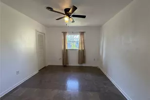 915 14th St E, Bradenton, FL 34208 - Photo 26