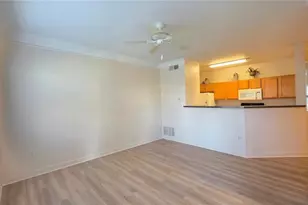 4802 51st Street W, Bradenton, FL 34210 - Photo 8