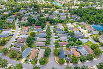 6226 Blueflower Court, Lakewood Ranch, FL 34202 - Photo 48
