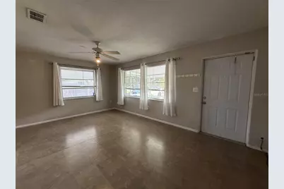 2402 9th Street E, Bradenton, FL 34208 - Photo 4